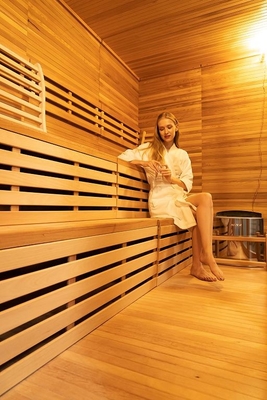 6 People Red Cedar Wood Traditional Stove Heater Outdoor Dry Sauna Unique Design