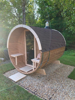 2 - 8 People Capacity Wood Barrel Sauna With / Without Porch Option