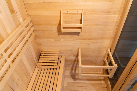 Red Cedar Steam Sauna Room With LED Light And Ozone Generator Modern Design 15~90℃ Temperature Range