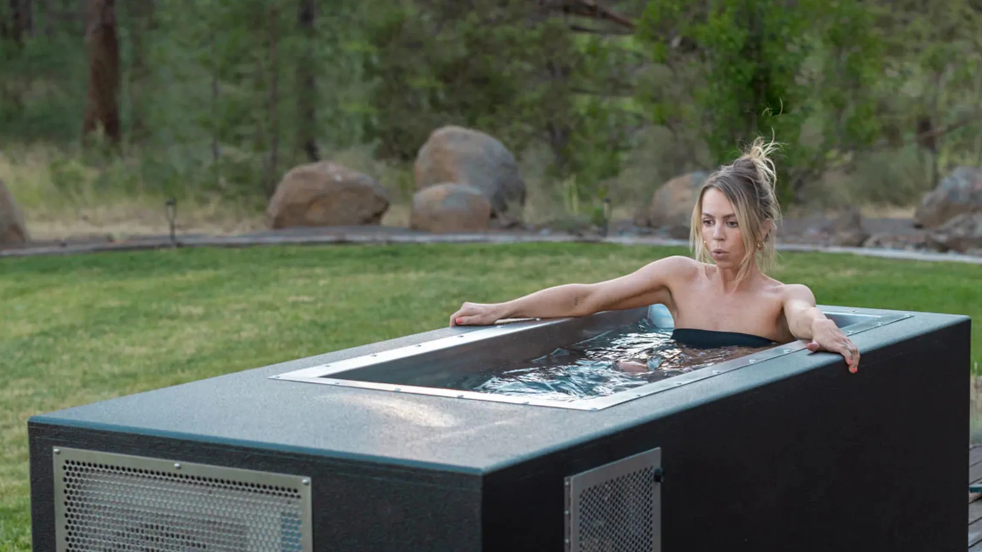 Cold Plunge Temperature Guide: Why Wellness Facilities Are Embracing 65°F Recovery Protocols 1 cold plunge 1