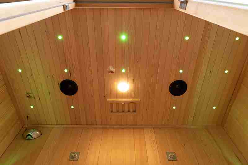 Factory Direct Sale Luxury 3-Person Infrared Full Spectrum Sauna 005