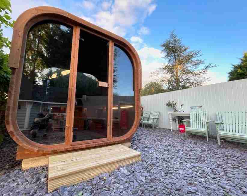 Benefits of a Steam Room vs. Sauna: Key Differences for Modern Wellness Spaces 3 Benefits of a Steam Room vs. Sauna Key Differences for Modern Wellness Spaces 02