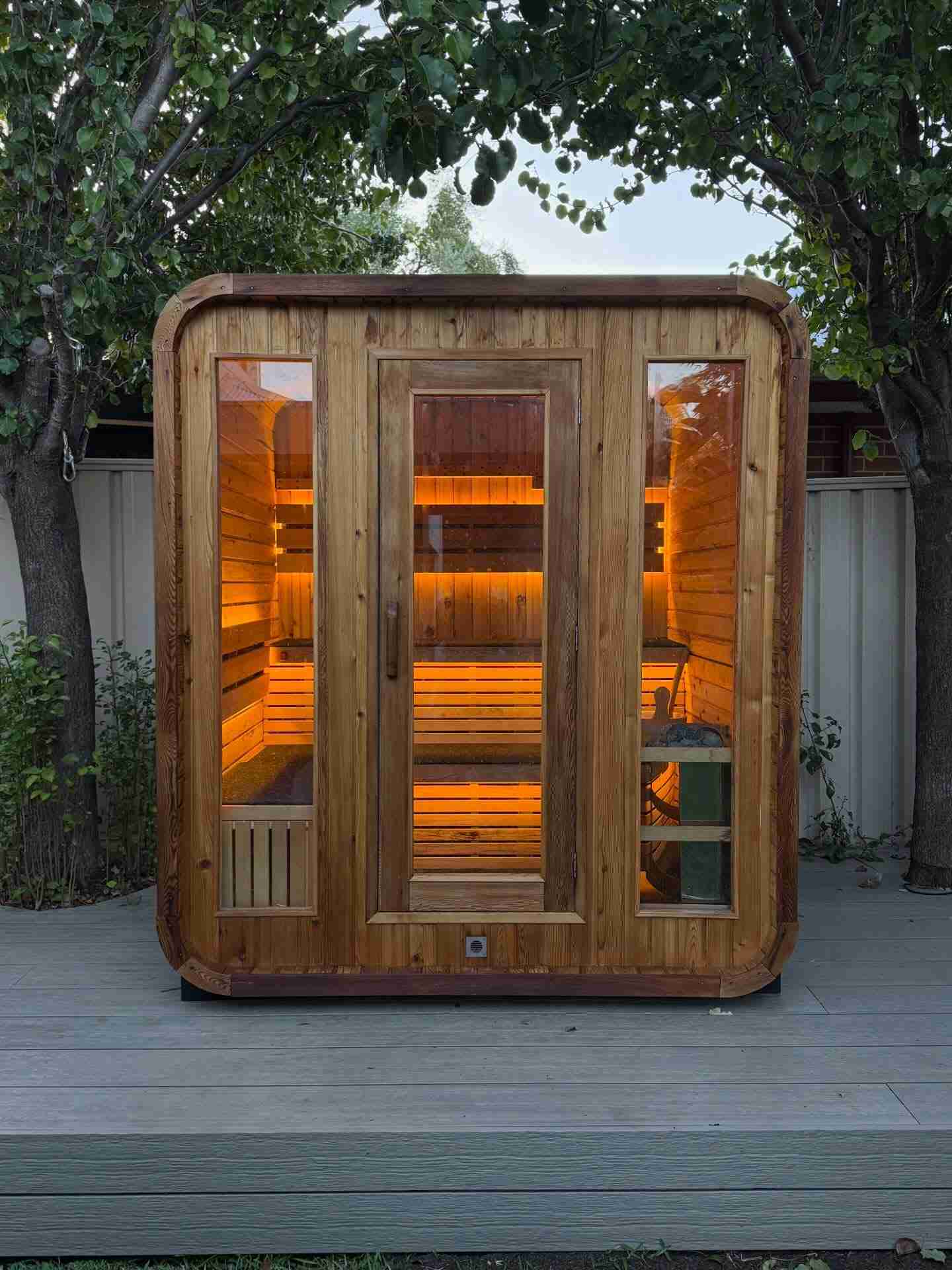 How Big Is A 4 Person Sauna? 5 4 Person Outdoor Rectangular Sauna 01