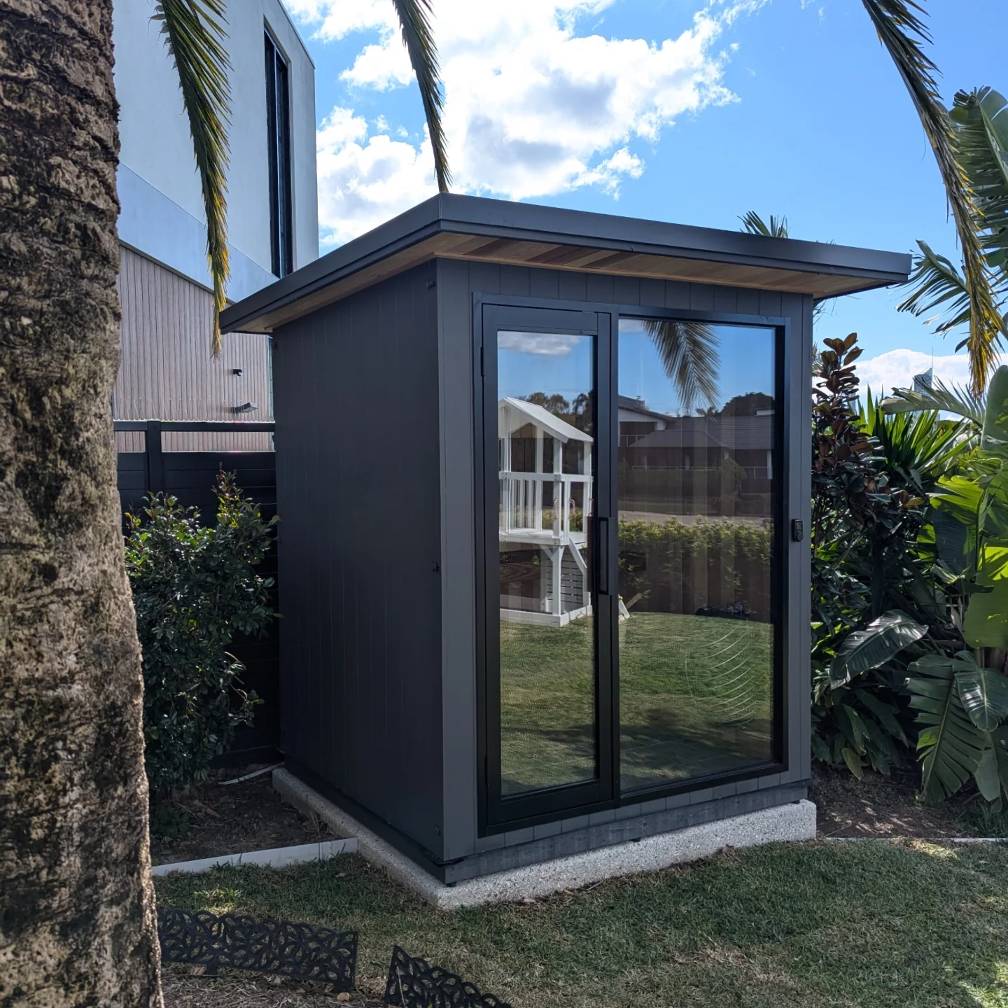 How Big Is A 4 Person Sauna? 1 4 Person Outdoor Rectangular Sauna 01